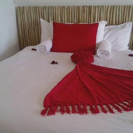 Pandeinge Otel Windhoek Dış mekan fotoğraf