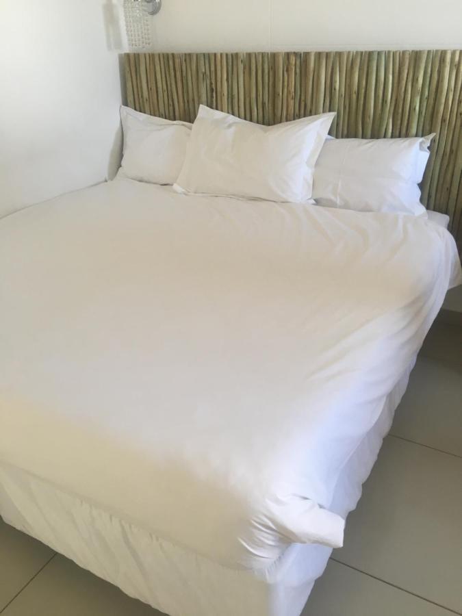 Pandeinge Otel Windhoek Dış mekan fotoğraf