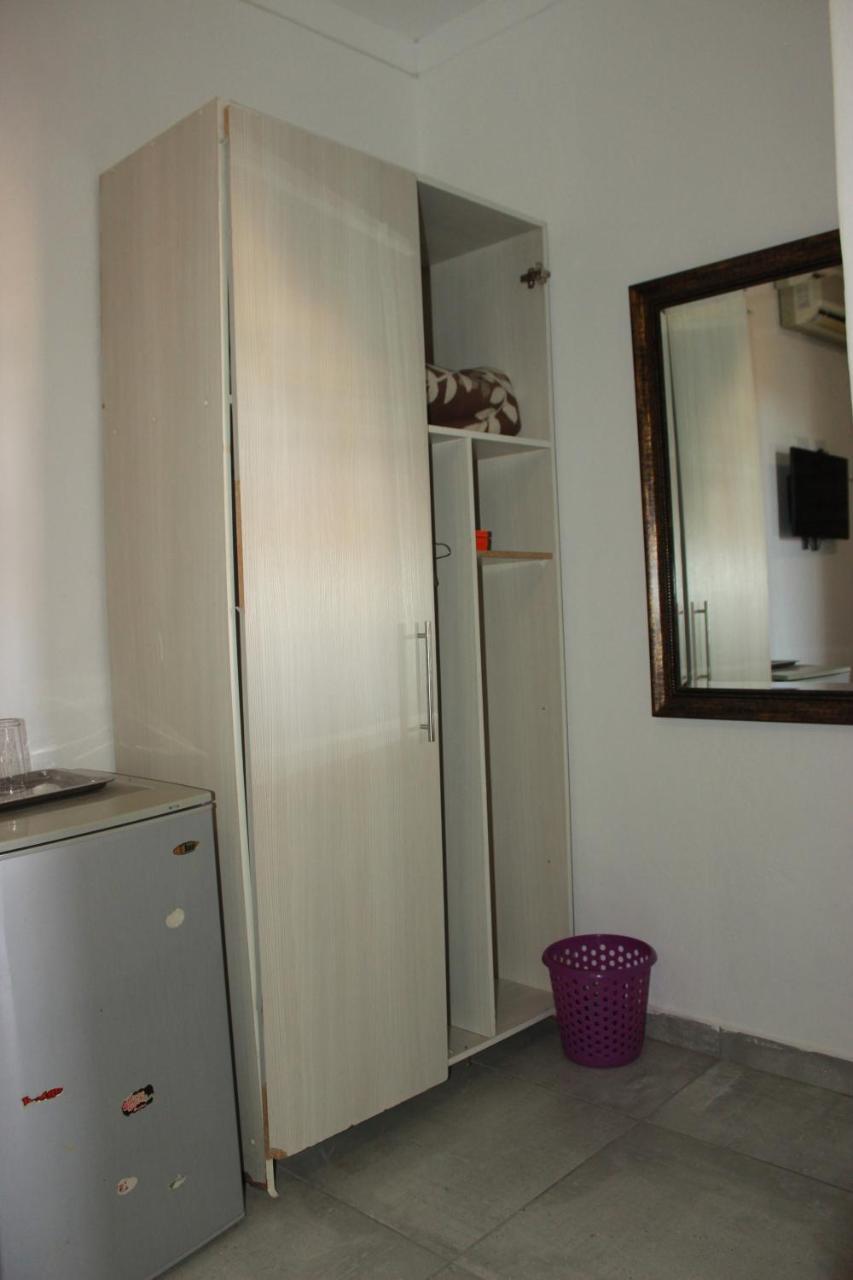 Pandeinge Otel Windhoek Dış mekan fotoğraf