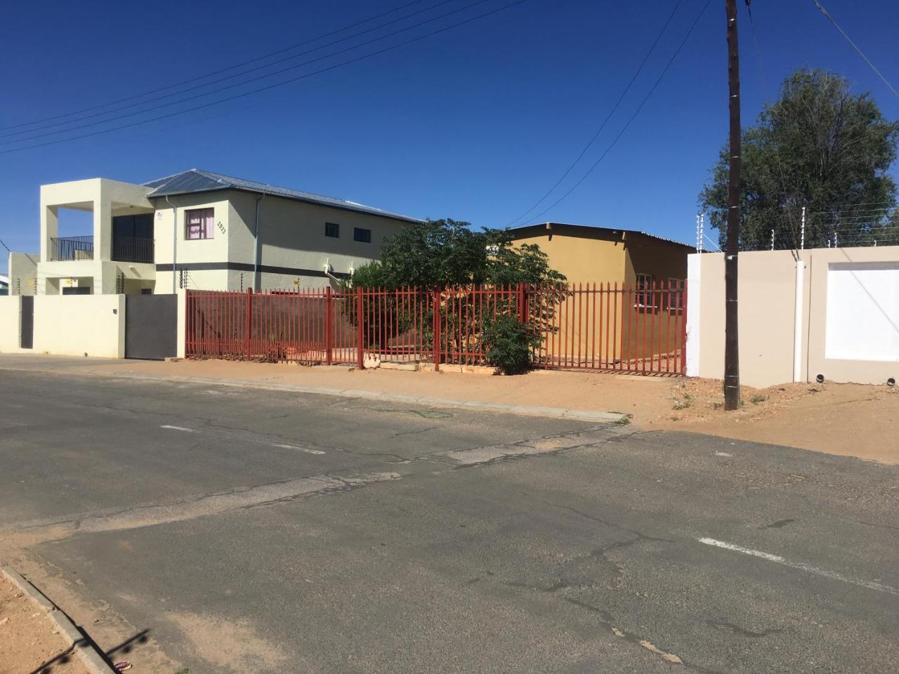 Pandeinge Otel Windhoek Dış mekan fotoğraf